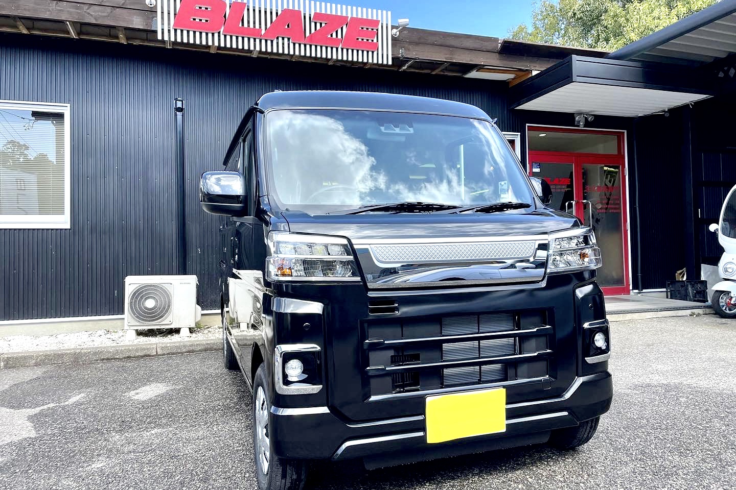 新型ハイゼットにネクストキャンパー対応いたしました。